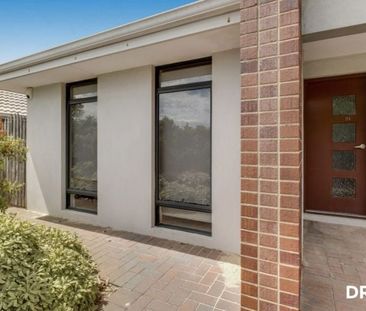 Family Comfort & Entertainer's Delight – Poolside Living in Banksia... - Photo 3