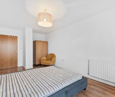 2 bedroom penthouse to rent - Photo 6