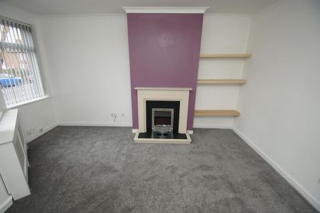 3 bedroom semi-detached house to rent - Photo 3