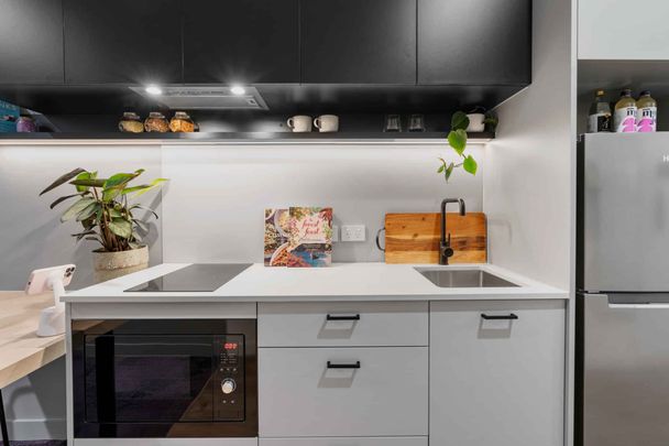 Large Double Studio - Photo 1