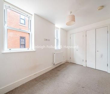 Plaistow Lane, Bromley BR1 - Photo 1