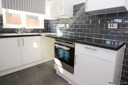 1 bedroom property to rent in Milton Keynes - Photo 2