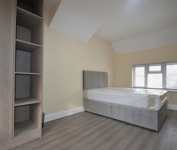 1 bedroom Property to rent - Photo 2