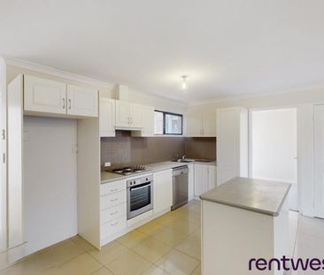 IMMACULATE APARTMENT - Photo 4