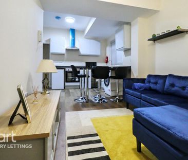 2 bedroom apartment to rent - Photo 2