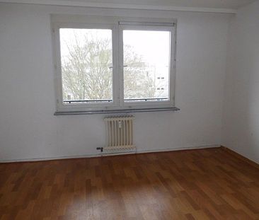 Wo das Leben so spielt: individuelle 3-Zimmer-Wohnung mit Balkon - Foto 4