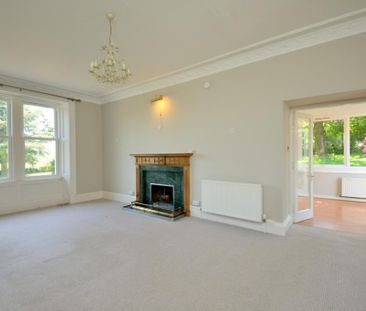 3 bedroom detached house to rent - Photo 2
