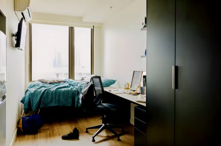 4 Bedroom Apartment- High floor - Photo 2