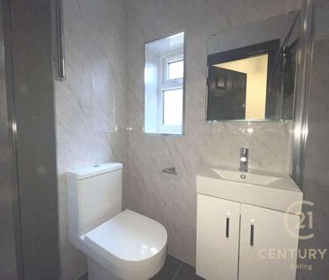 Heston Avenue, TW5 - Photo 3