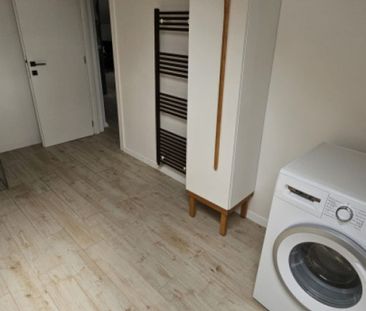 Apartament cochet la mansardă, complet mobilat & utilat, dr - Photo 6