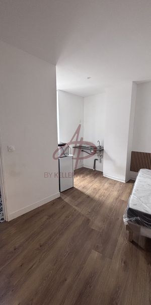 Location Appartement 1 pièce 15m² ROUBAIX 59100 - Photo 1