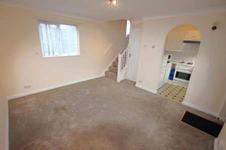 Friary Court, Woking - 1 bedroomProperty for lettings - Seymours - Photo 5