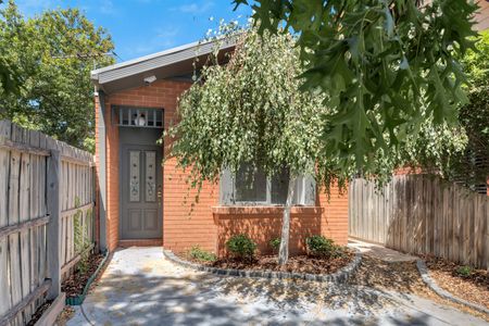 133 Wood Street, Preston VIC 3072 - House For Rent | Domain - Photo 5