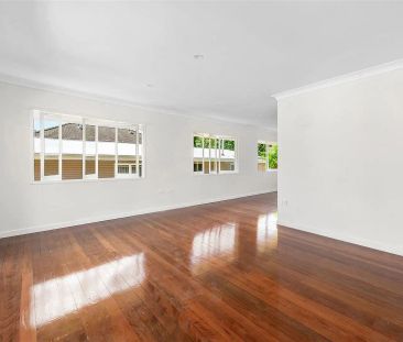 “Inviting, modern, and easy-care living” - Photo 6