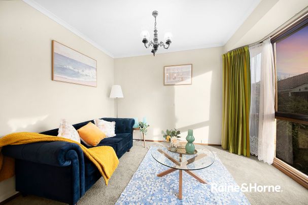 3- Bedroom house in Narre Warren! - Photo 1