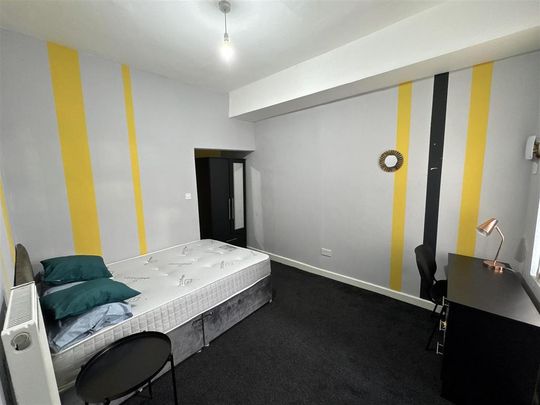 1 bedroom semi-detached house to rent - Photo 1