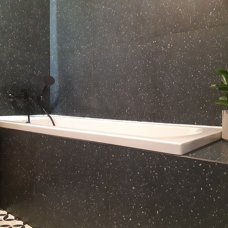 Poznań, Poznań-Nowe Miasto - Photo 1