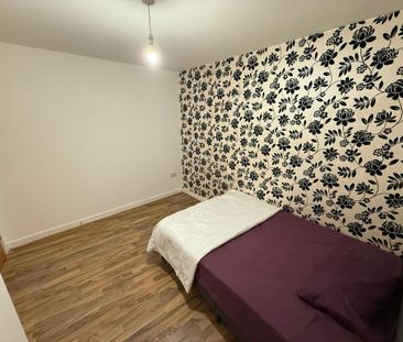 1 bedroom in a house share to rent - Photo 6