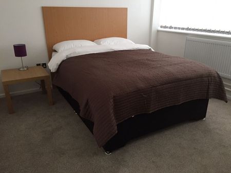 2 Bed Flat, Keswick House, LE1 - Photo 3