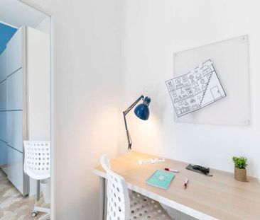 Via Bir Acheim, Milan, Lombardy 20157 - Photo 3