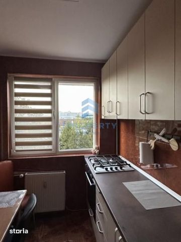 Apartament 3 Camere | Dristor | 10 Minute De Metrou | Bloc Reabilitat - Fotografie 4