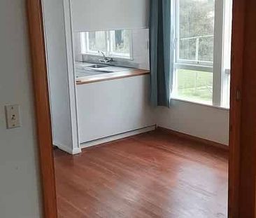 Charming 2-Bedroom Unit in Cannons Creek - Photo 5