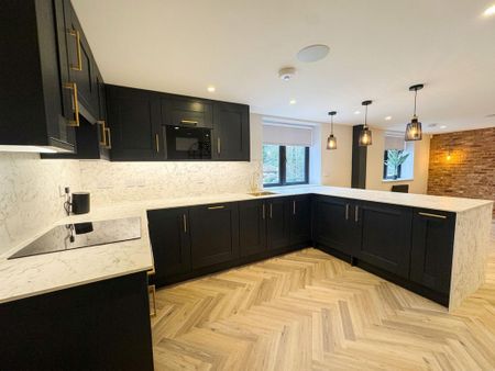 1 bedroom flat to rent - Photo 2