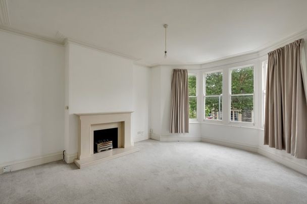 2 Bed Flat - Photo 1