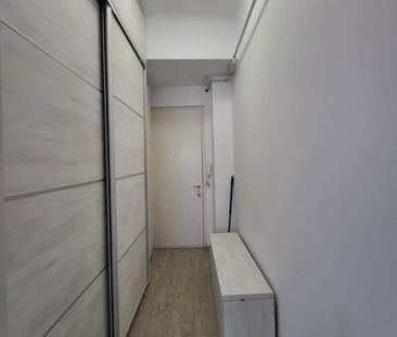 Palatul de Justitie.Garson. de inchiriat,centrala proprie, mob/utilata - Photo 2