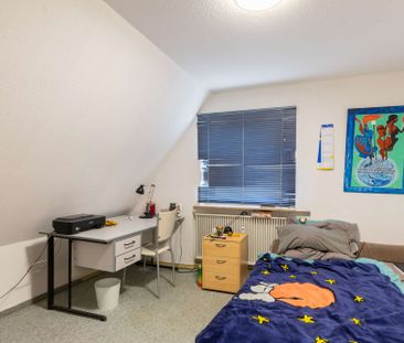 Helle Dachgeschosswohnung in ruhiger Umgebung, Obj. 9244 - Photo 2