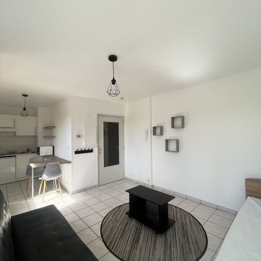 Location Appartement 1 pièce 23m² RODEZ 12000 - Photo 1