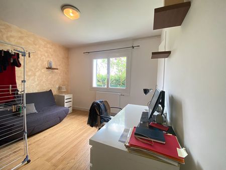 Location Maison 6 pièces 143m² - Photo 3