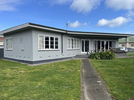 11 Cuba Street, Takaro, Palmerston North - Photo 2