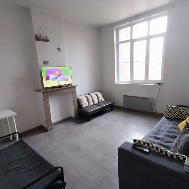 Location Appartement 4 pièces 85m² DOUAI 59500 - Photo 1