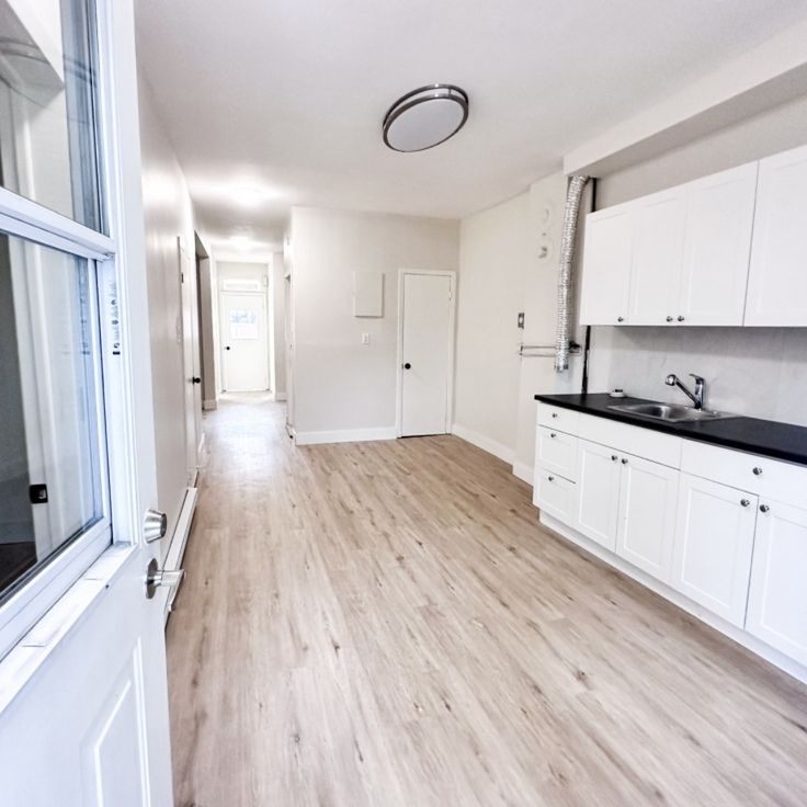APPARTEMENT À LOUER - Photo 1