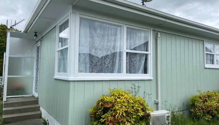 Warm and Cosy Family Unit - Photo 2