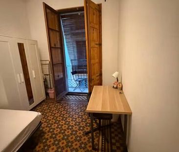 Carrer de Milans, Barcelona, Catalonia 08002 - Photo 3