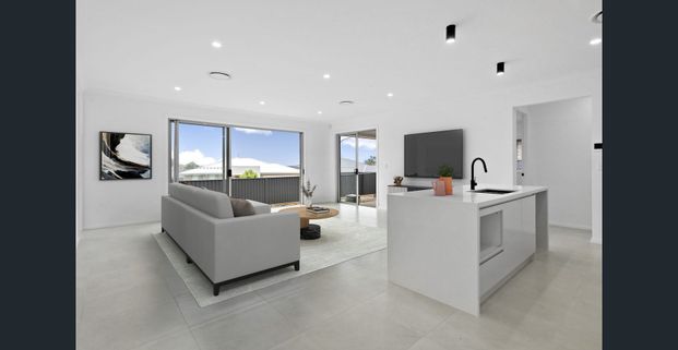 Charming four-bedroom duplex - Photo 1