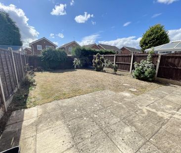 3 bedroom link detached house to rent - Photo 5