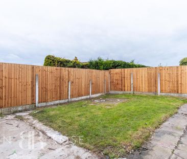 2 bedroom semi-detached bungalow to rent - Photo 4