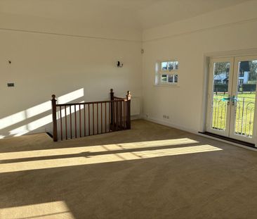 Spacious 2-bedroom maisonette in unique rural setting. - Photo 1