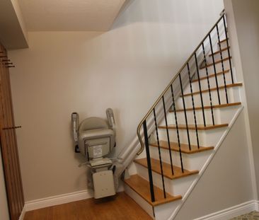 For Lease - 3121 Victoria Street, Oakville, Ontario - Photo 5