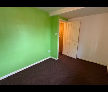 1 Bed Flat, Ryedale Court, LS14 - Photo 2