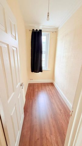 4 bedroom terraced house to rent - Photo 5