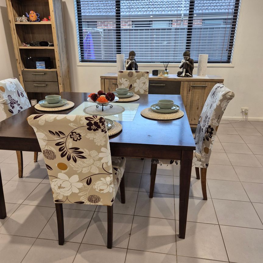 Woongarrah - Photo 1