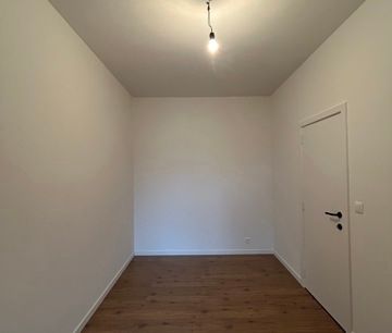 Volledig gerenoveerd appartement in het centrum - Photo 5