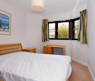 The Chilterns, Gloucester Green, OX1 - Photo 6