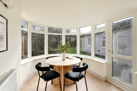 8 bedroom semi-detached house to rent - Photo 3