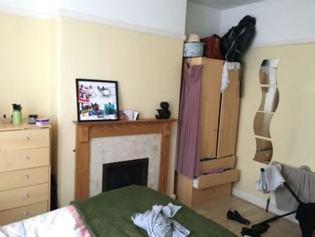 4 bedroom house share to rent - Photo 3