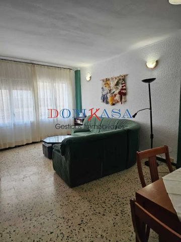 Piso de alquiler en Roquetes - Photo 2